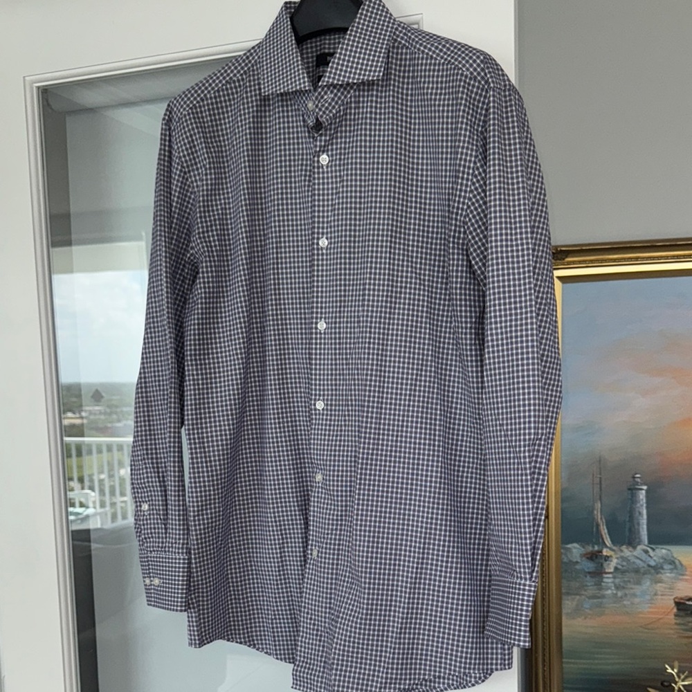 Hugo Boss Black and White Dress Shirt Elegant Design